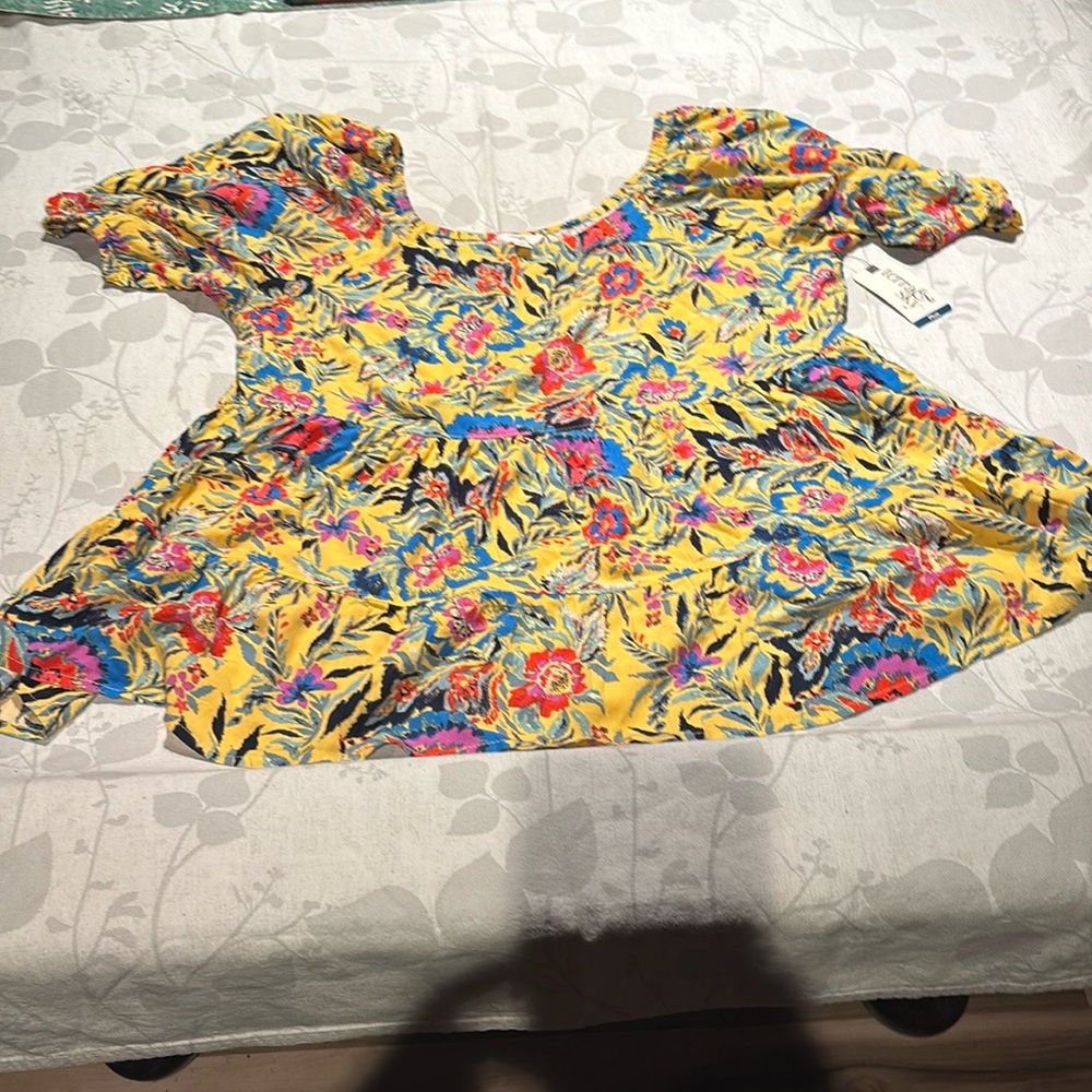 Women’s blouse